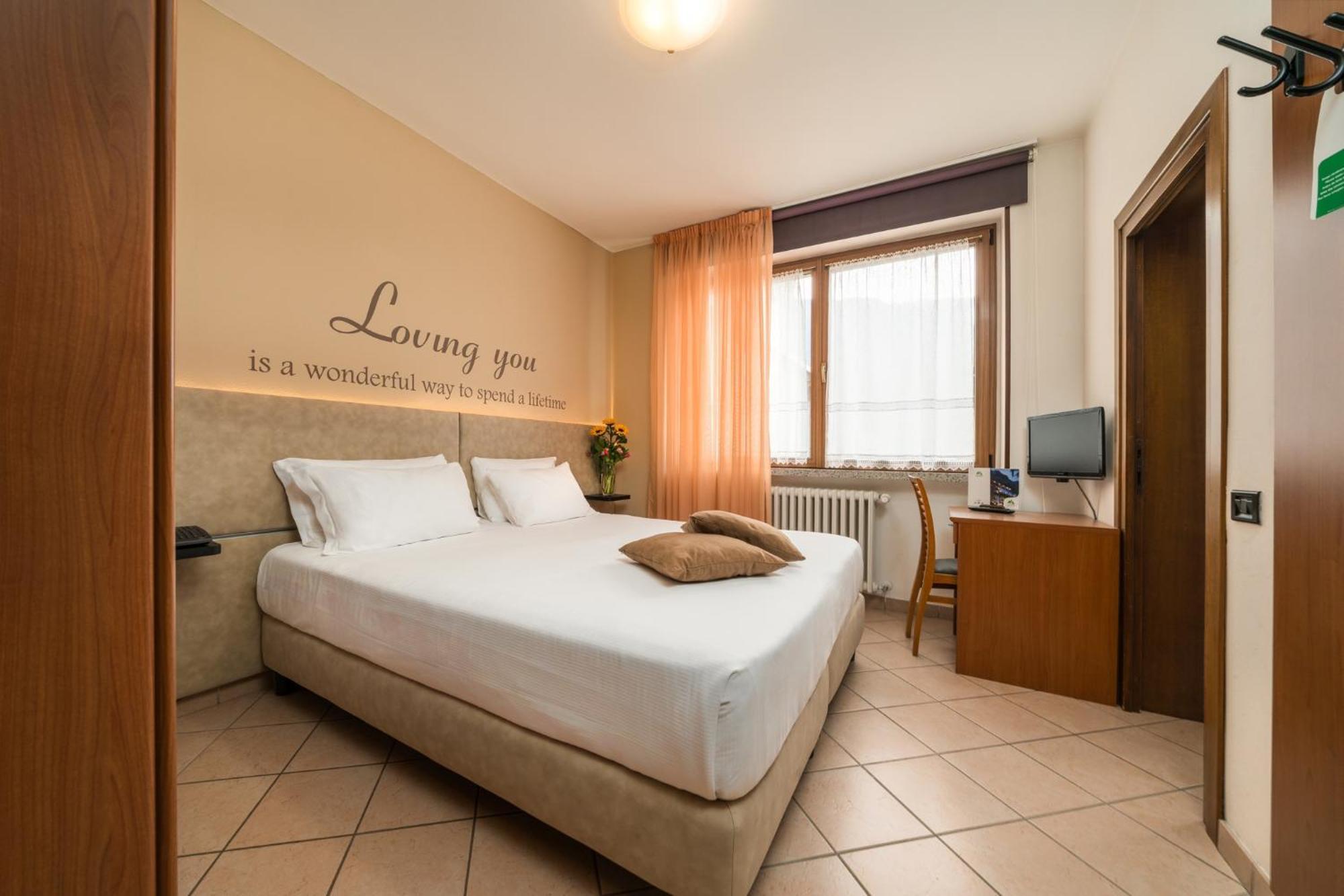 Hotel Oasi Verde Bienno Kültér fotó